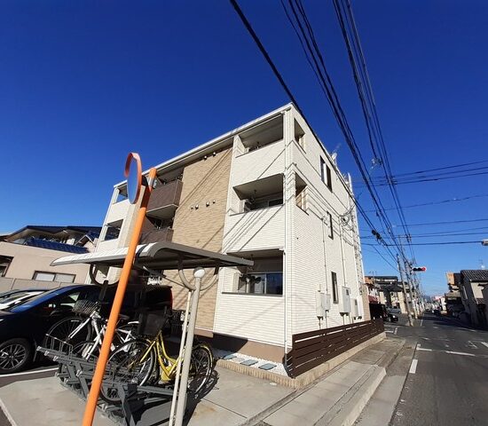 Ｈａｌｅ Ｐｌｕｓ  303号室