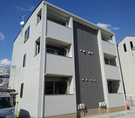 スタンド リバー 201号室