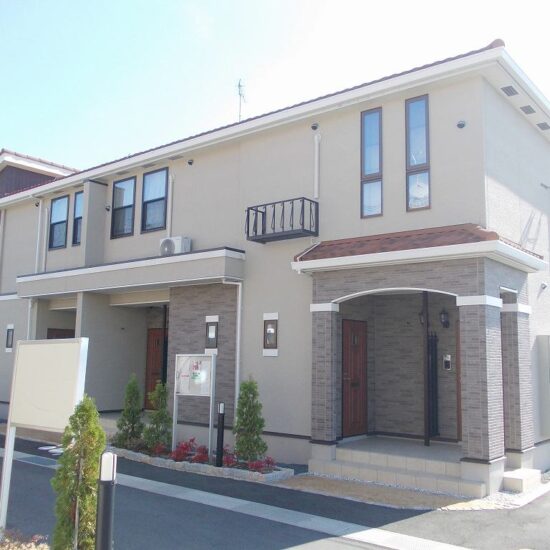 ラ・ベルコリーヌＢ 203号室