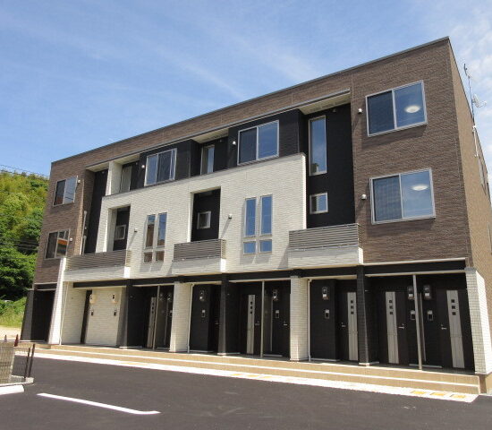 イースト ヒルズ 205号室