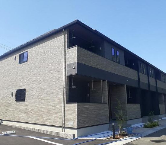 アイリス パディ  201号室