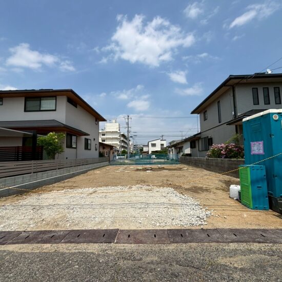 岡山市南区築港ひかり町1期 1号棟