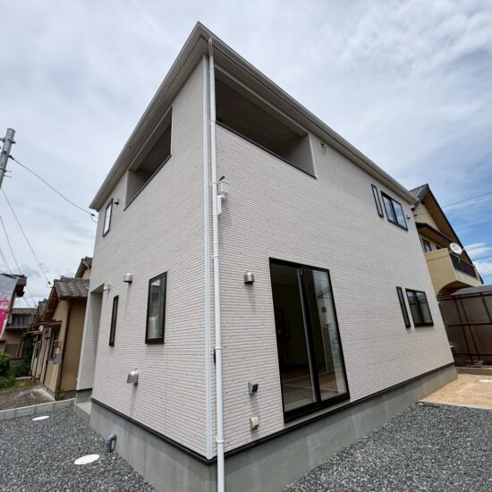 岡山市中区関 第2 2号棟