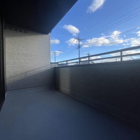 バルコニー バルコニー