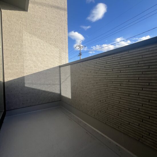 バルコニー バルコニー