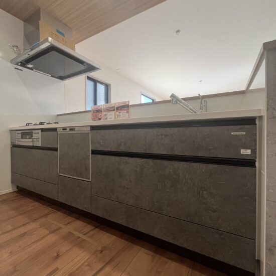 (キッチン)  (キッチン)