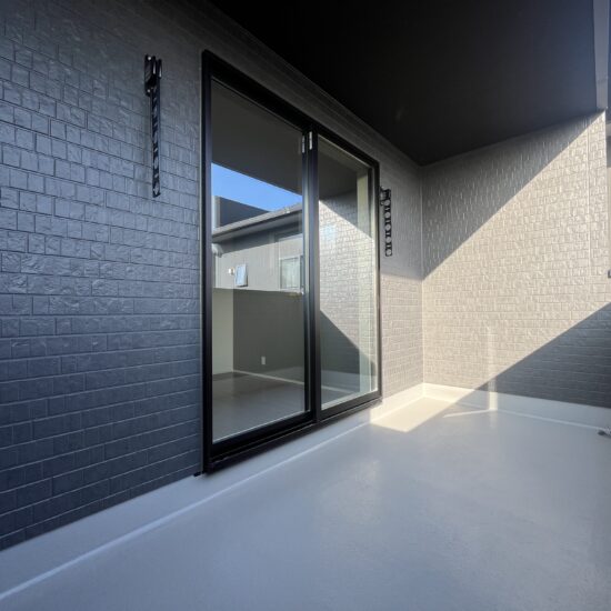 バルコニー バルコニー