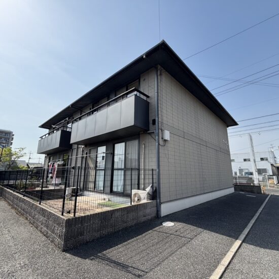 ア ーバン F  C  201号室