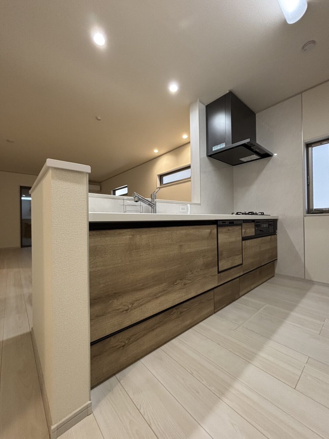 (キッチン)  (キッチン)