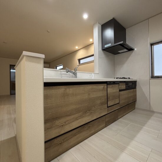 (キッチン)  (キッチン)