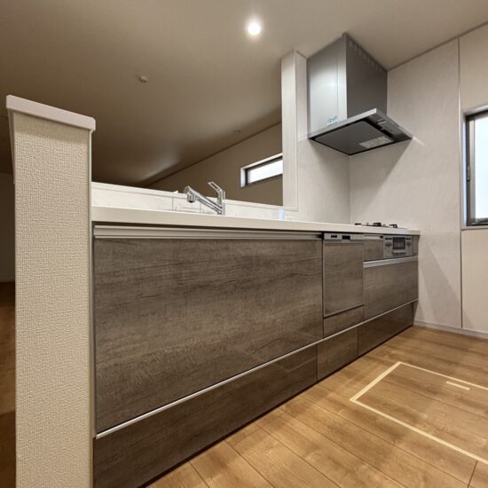 (キッチン)  (キッチン)