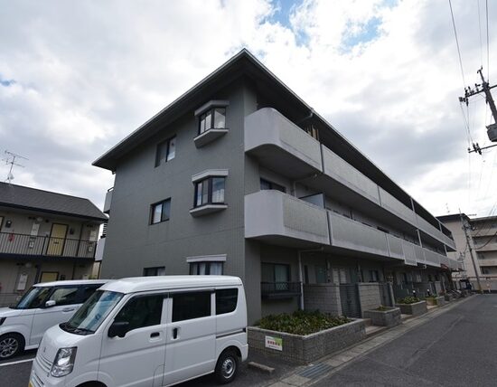 レジデンス泉  302